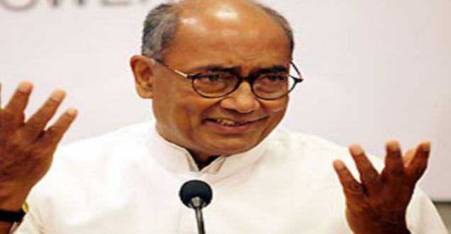 Digvijaya Singh  doubts foul play in Muslims break out of prison and not Hindus