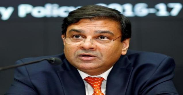 Watch RBI Governor Urjit Patel hackled by congress workers