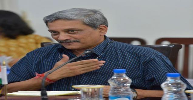 Remove your clothes and dance naked, Manohar  Parrikar Advice
