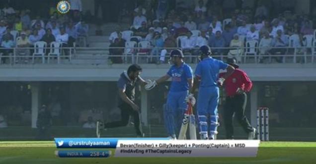 Video: A fan touching MS Dhoni feet on last match as captain