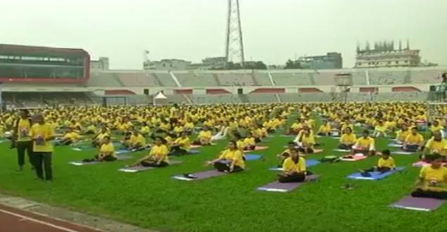 Yoga Day: Yoga Day Celebrated All over the World including India