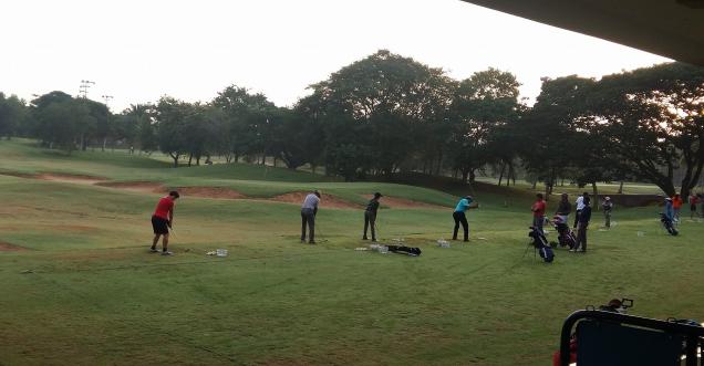 40 Congress MLAs Gujrat Playing Golf in Eagleton Resort Bangalore