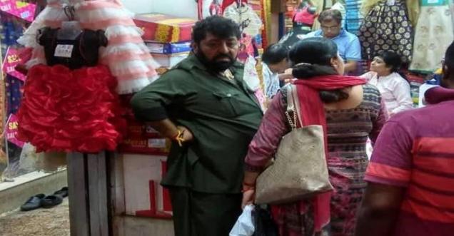 Where is Gabbar Singh look-alike from, Indian or Pakistan?