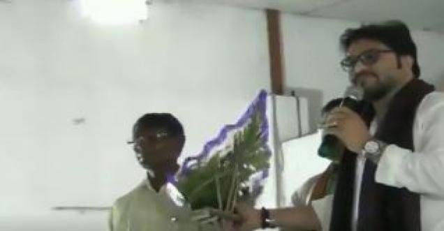 Video of Babul Supriyo lossing cool, threatens to break man's leg at event