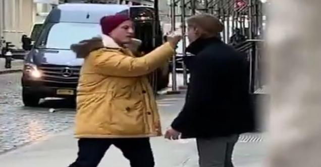 Ugly Video: Middle finger fight between two crazy guys