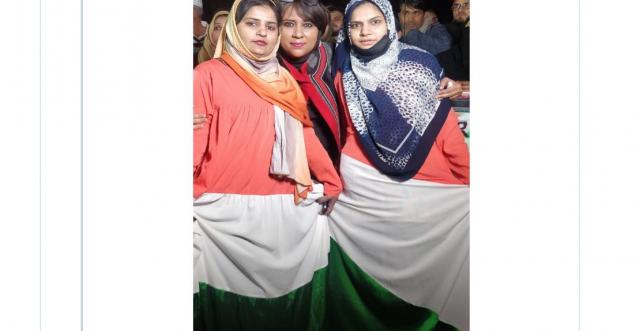 Women Wearing tricolour’ burqas, netizens say Modi hai to mumkin hai