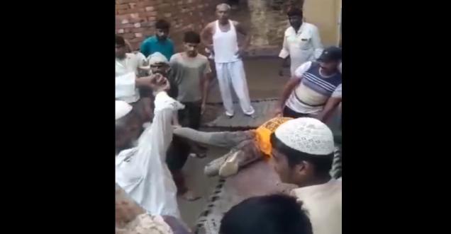 After seeing 2 Muslim girl with Hindu boys, what villager do, everyone see